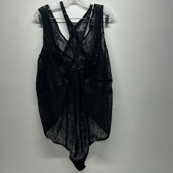 Torrid Lacy Bondage Bodysuit Neck Harness Semi Sheer Lace Black Plus Size 6X - Picture 2 of 9